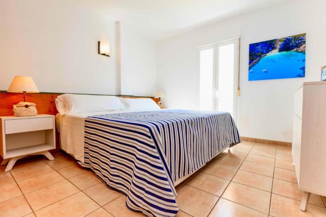 Apartamentos Sa Varadero 3S Con Vista Mare Laterale Эс-Пужоль Экстерьер фото